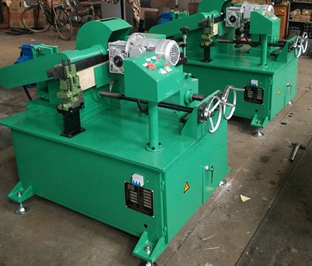 益海機(jī)械制造無(wú)心通過(guò)式拋光機(jī)