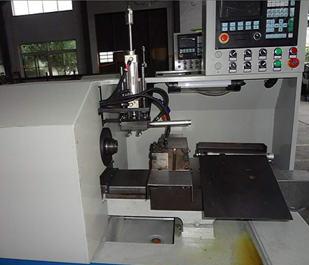 無錫益海機(jī)械數(shù)控儀表車床